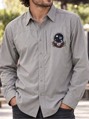 NWT Section 119 Grateful Dead Grey Button Down Shirt Men's Sz. M